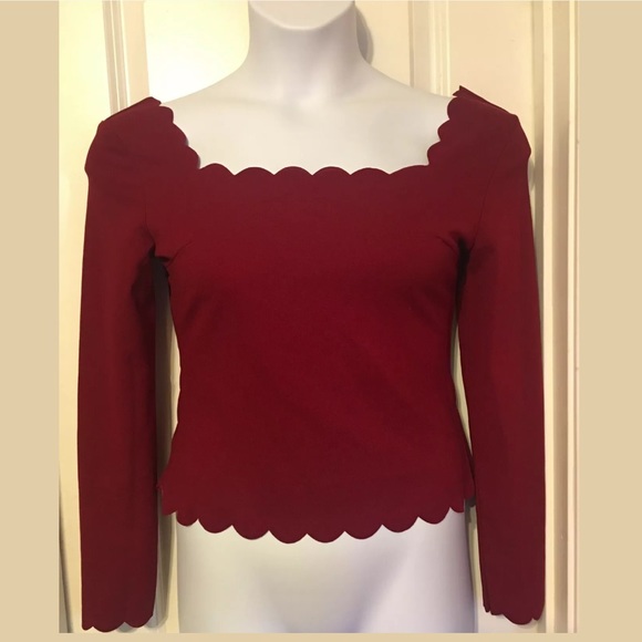 Sold! Shein Red Scallop Trim Slim Fit Top Large - Picture 3 of 7